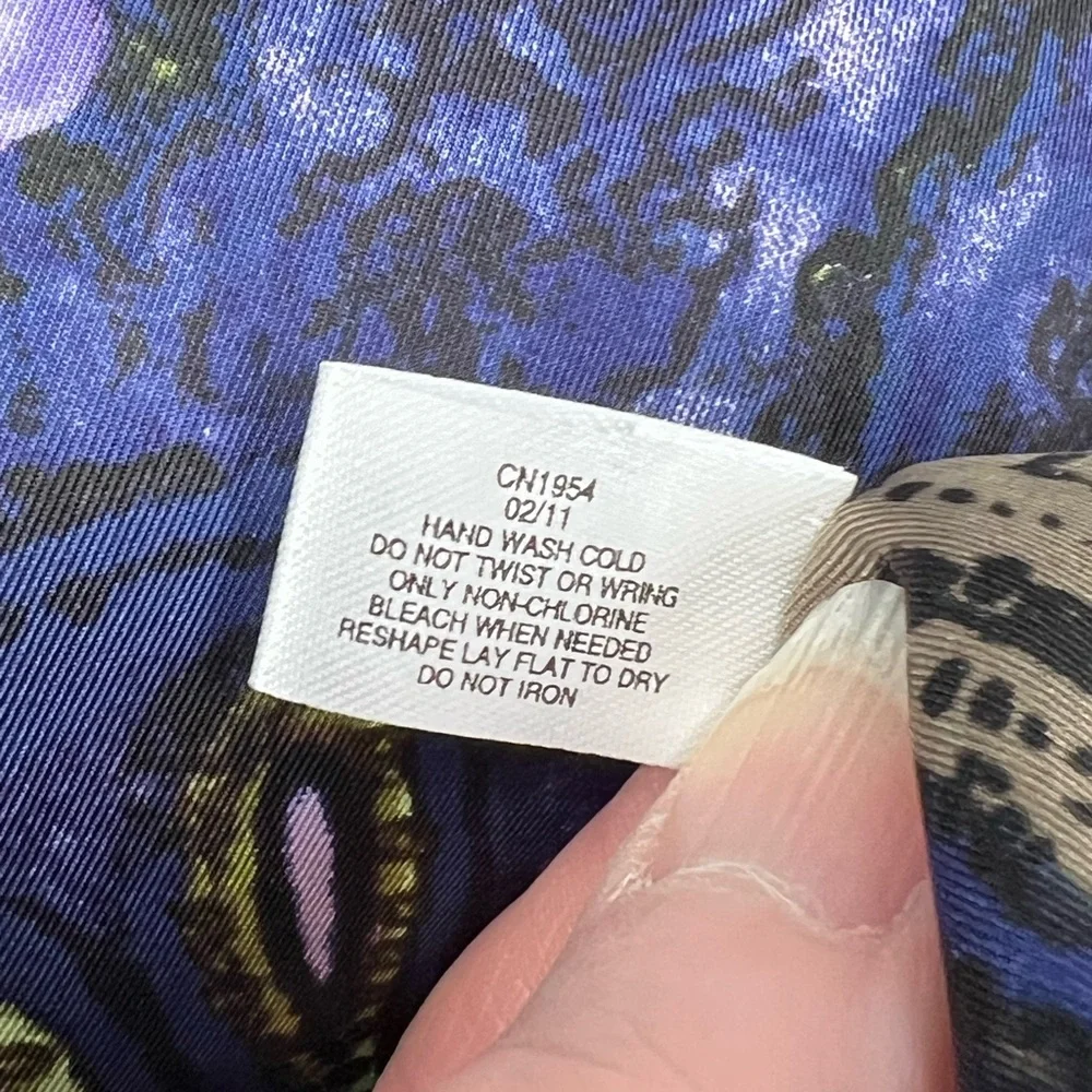TALBOTS PAISLEY SILK‎ PURPLE AND LIME FASHION SCARF